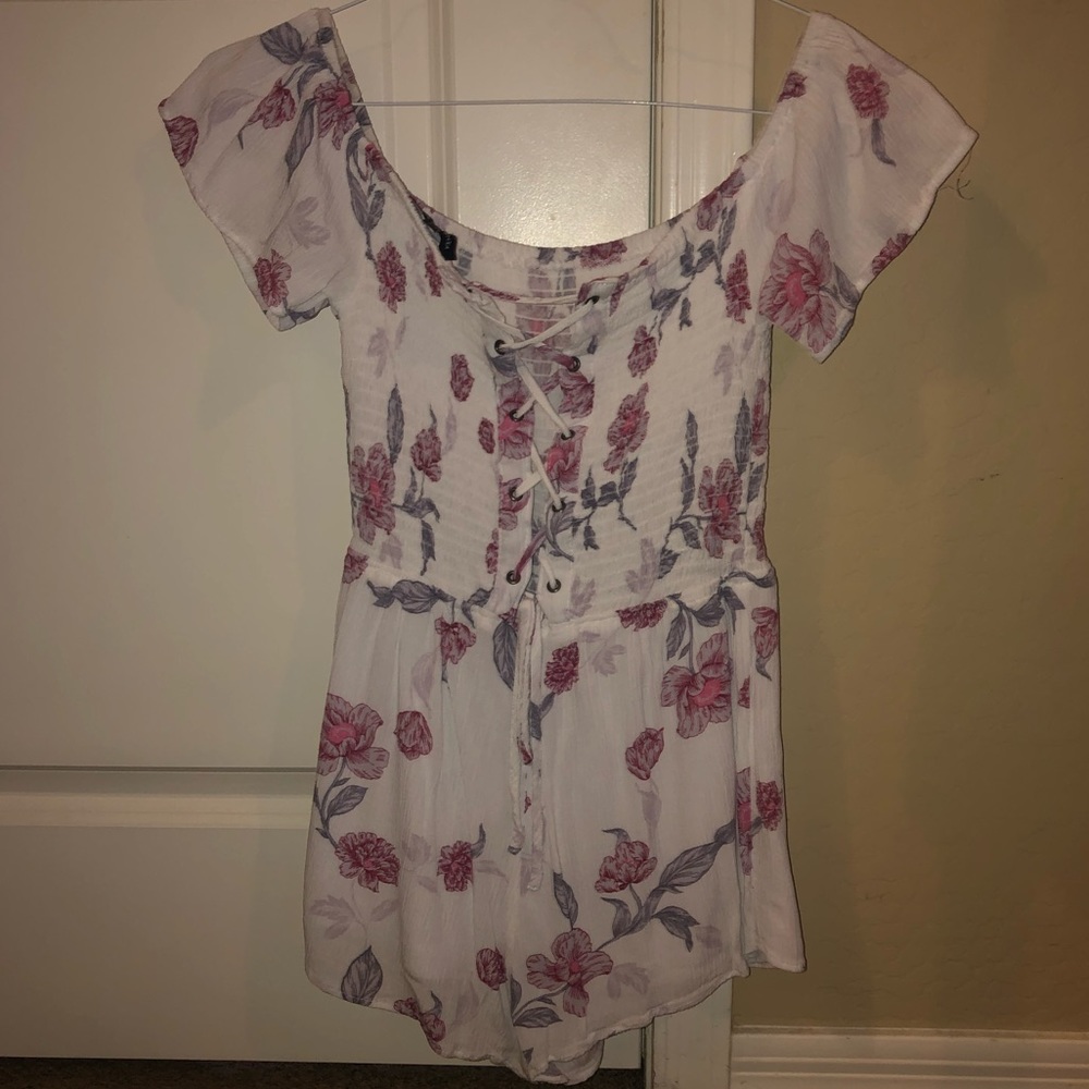 White/Floral Romper- Kendall & Kylie.